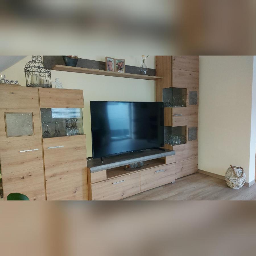 Ferienwohnung -Auszeit-Sayn เบนดอร์ฟ ภายนอก รูปภาพ